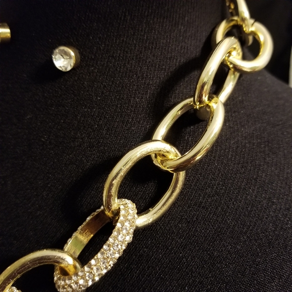 Jennifer & Co. Rhinestone Pave Link Chain Necklace Set On A Sleek Link Chain - Picture 3 of 8